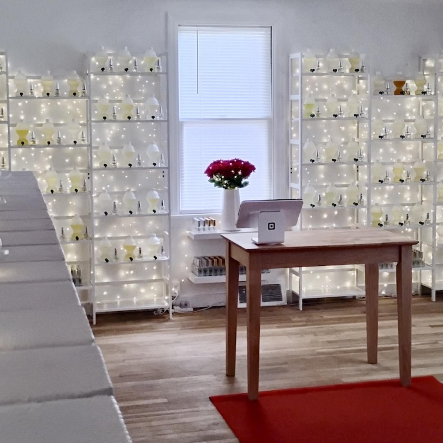 Refan Perfume Shop