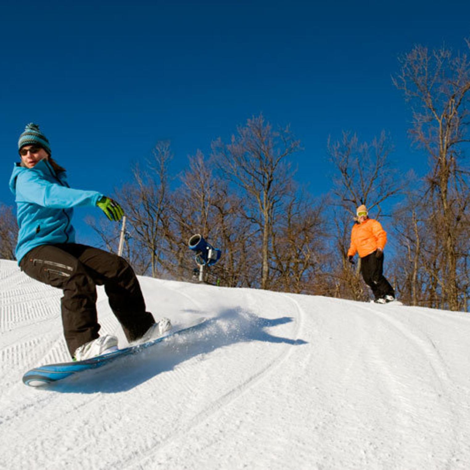 Snowboarding at Roundtop Mountain Resort