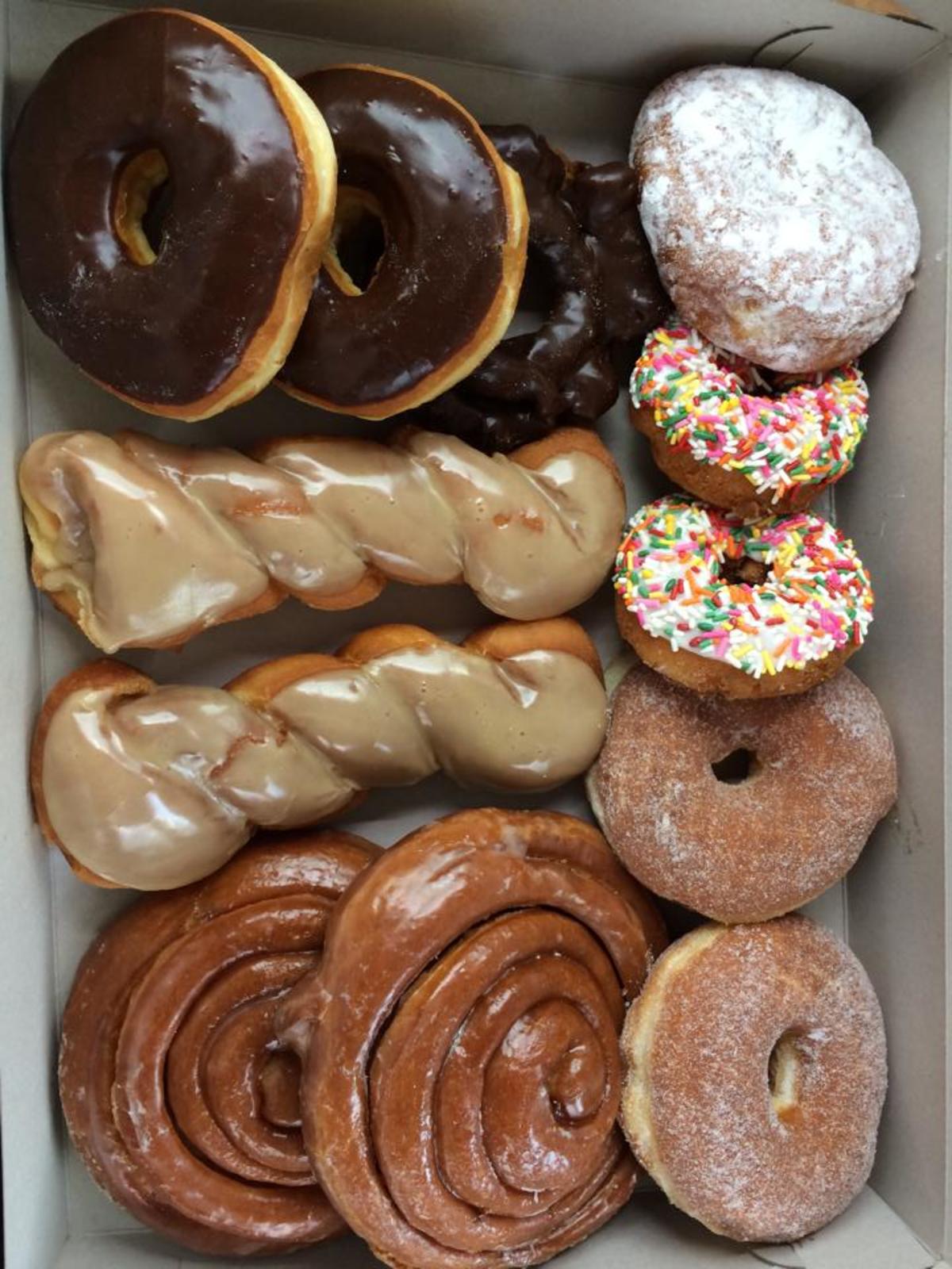K & M Donuts in Huntington Beach