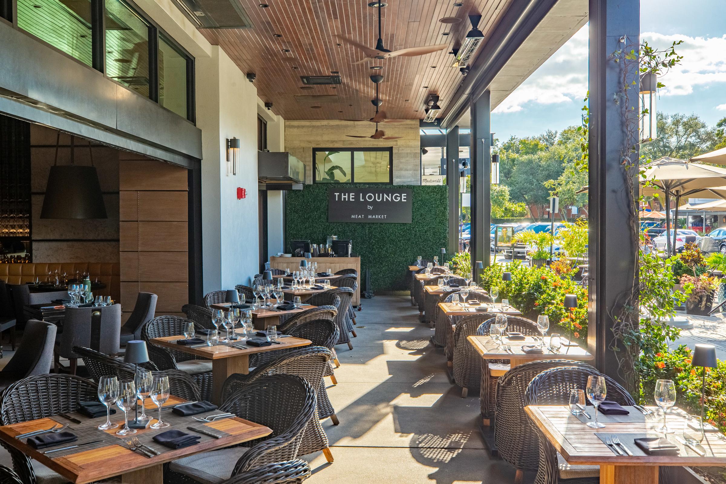 Lounge Patio