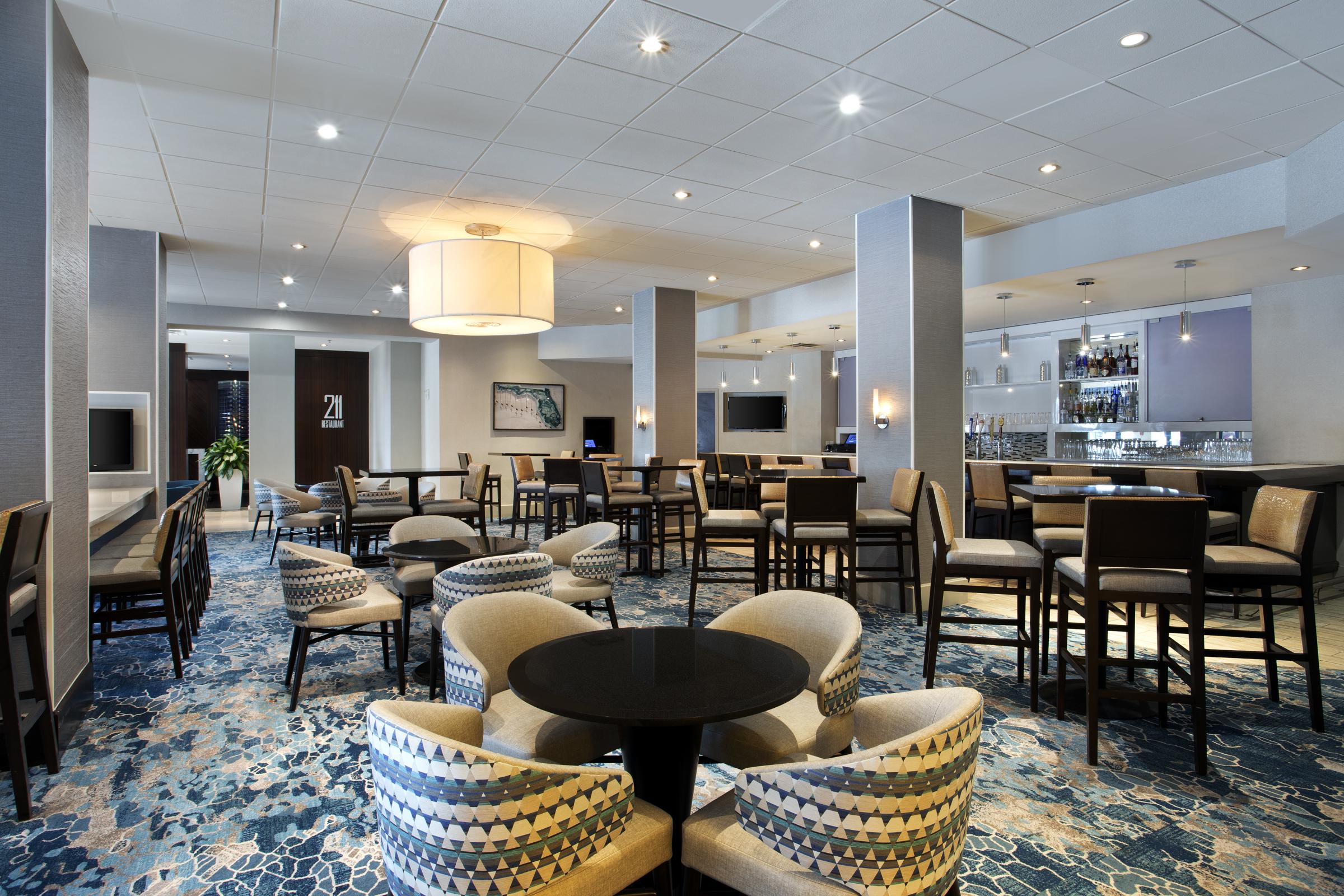 211 Lounge