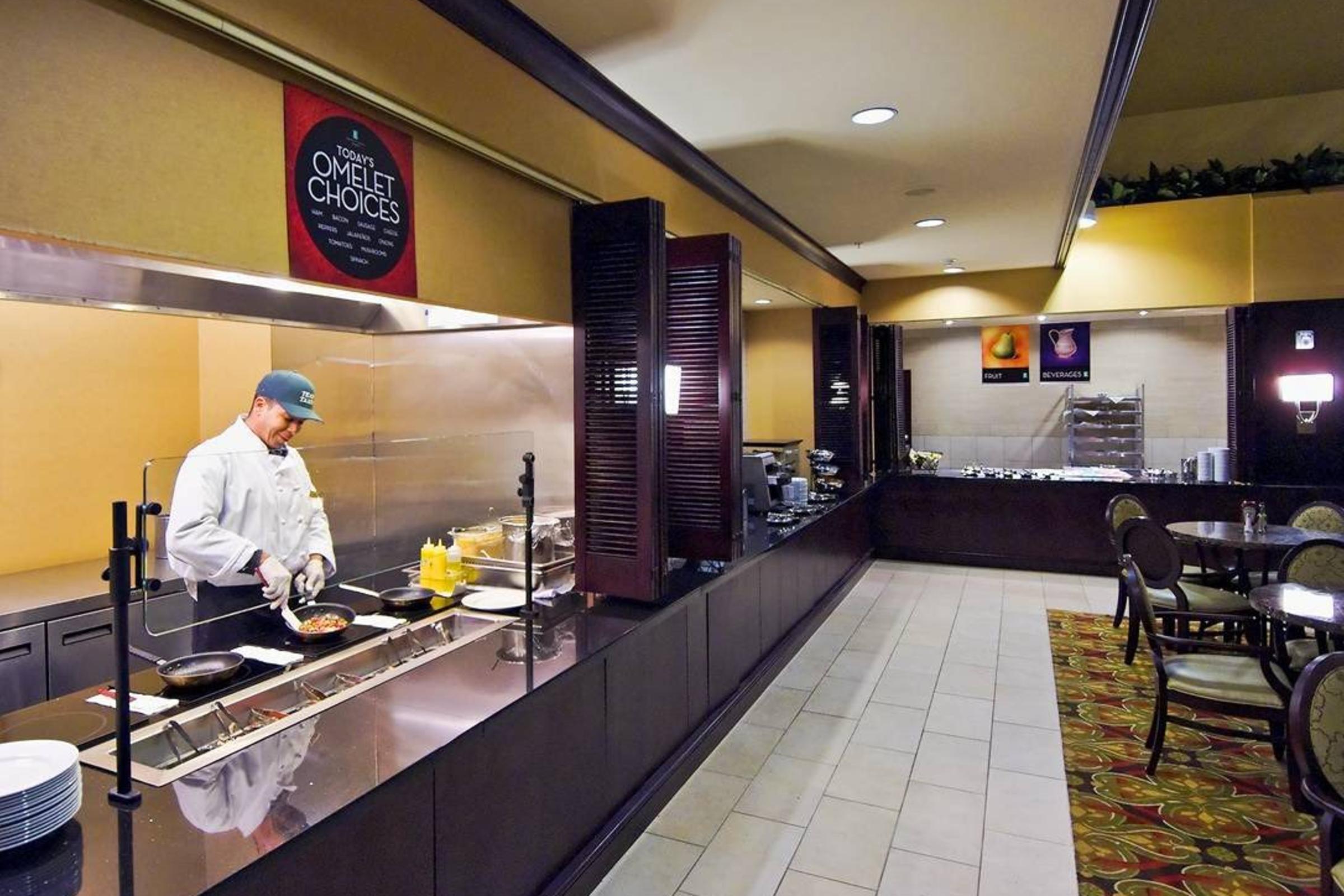 Brandon FL Hotel Embassy Suites Breakfast Area.jpg