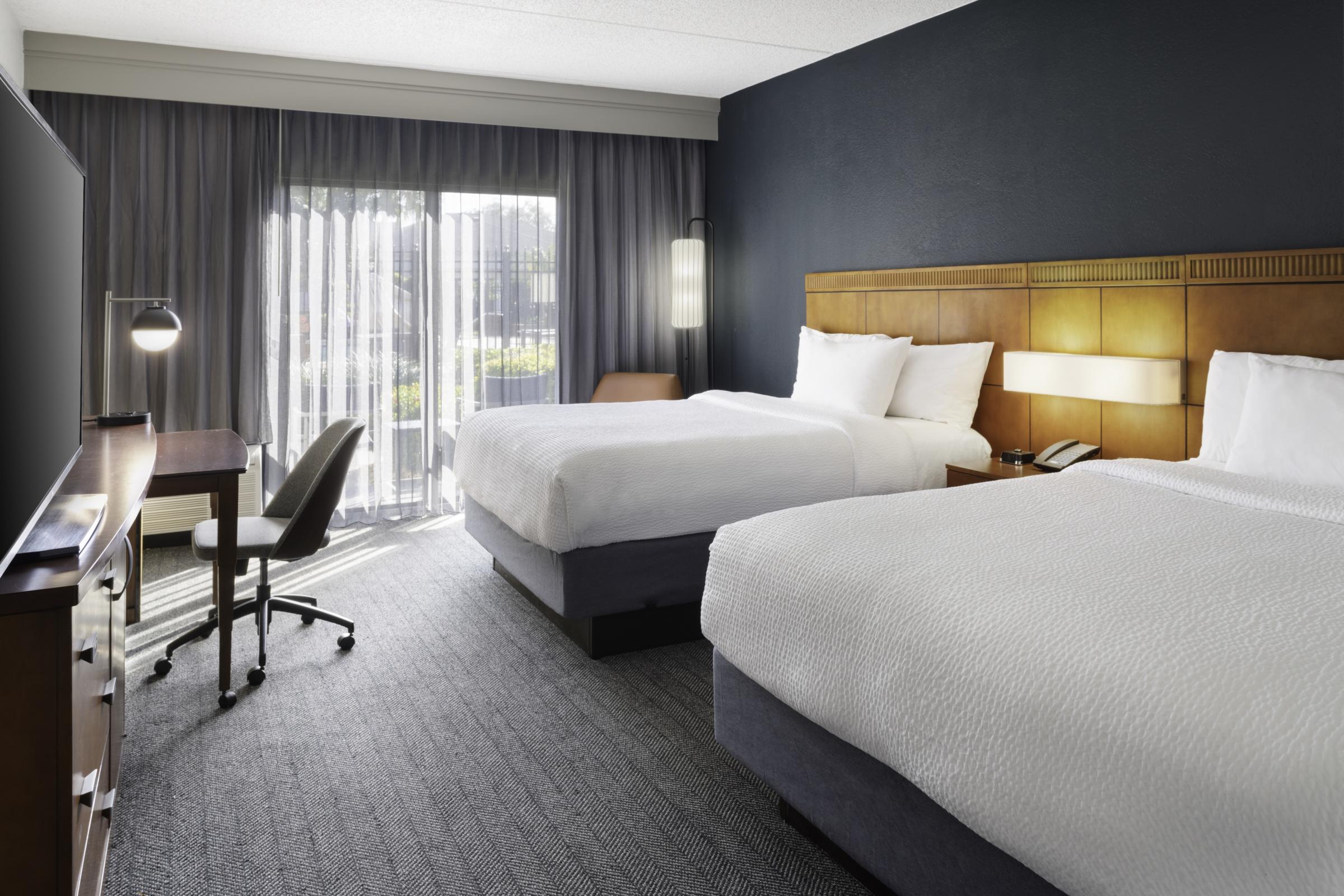 Queen/Queen Guest Room