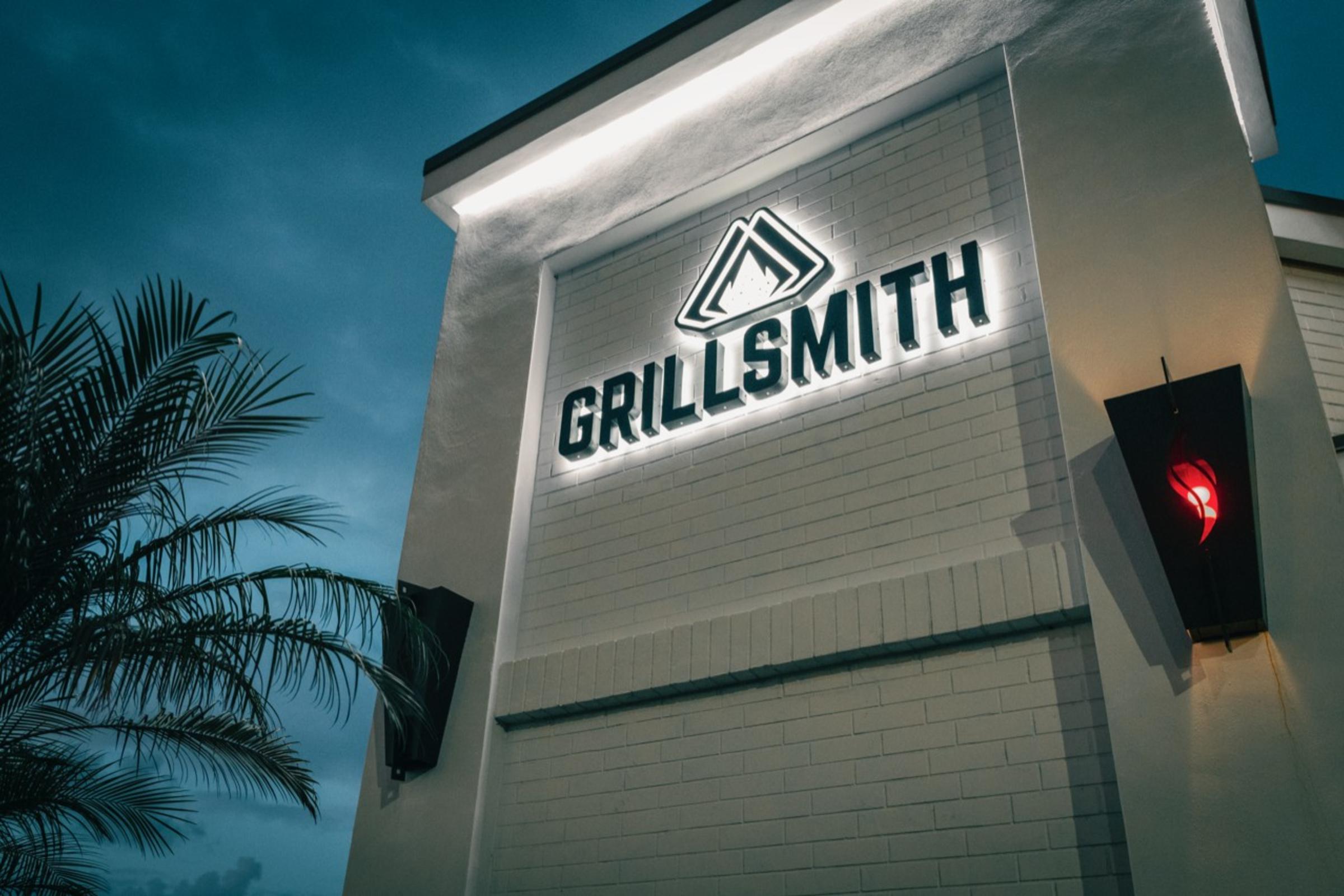 Logo exterior