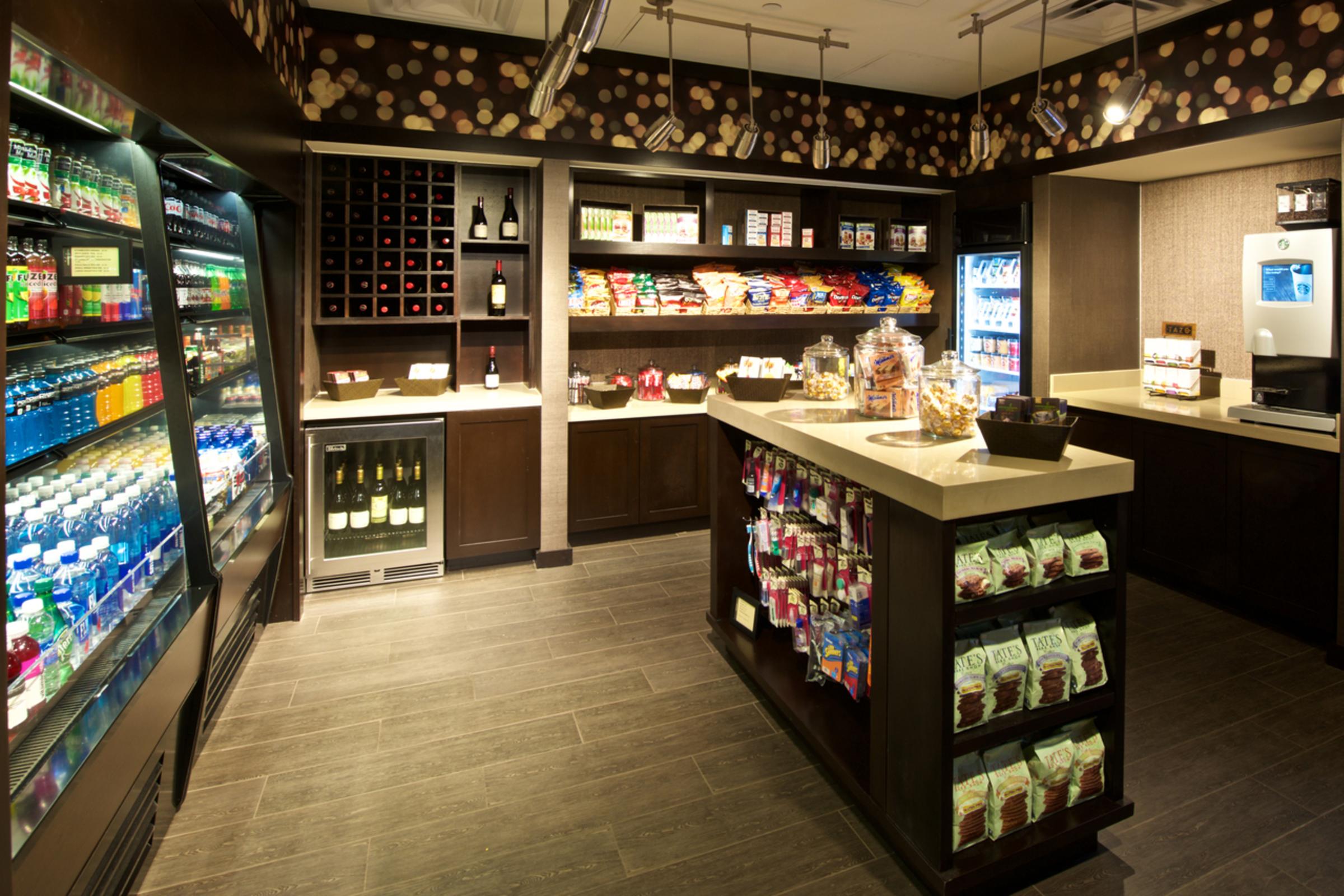 Corner Pantry