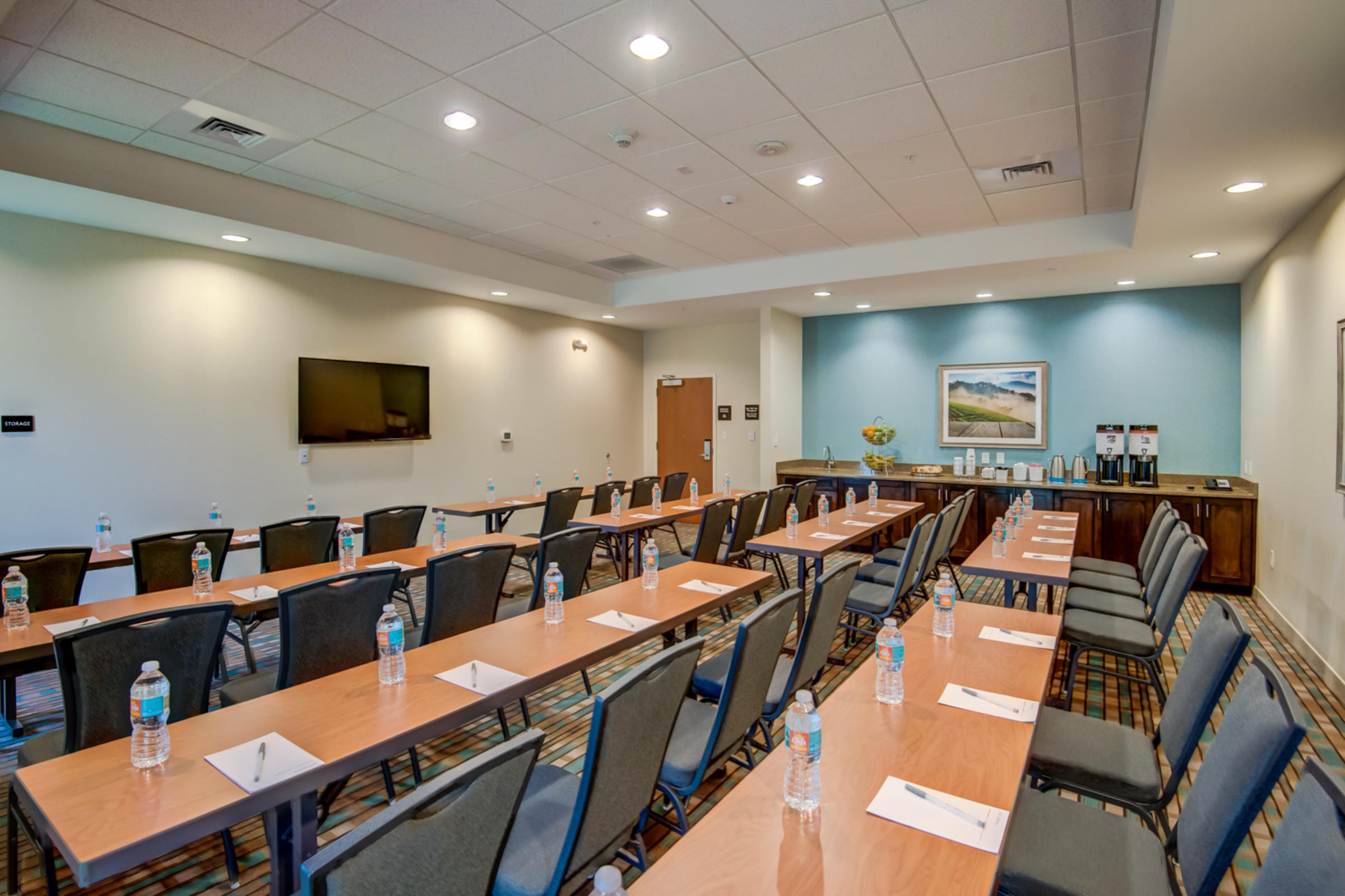 Hampton Inn by Hilton Plant City Meeting Space
