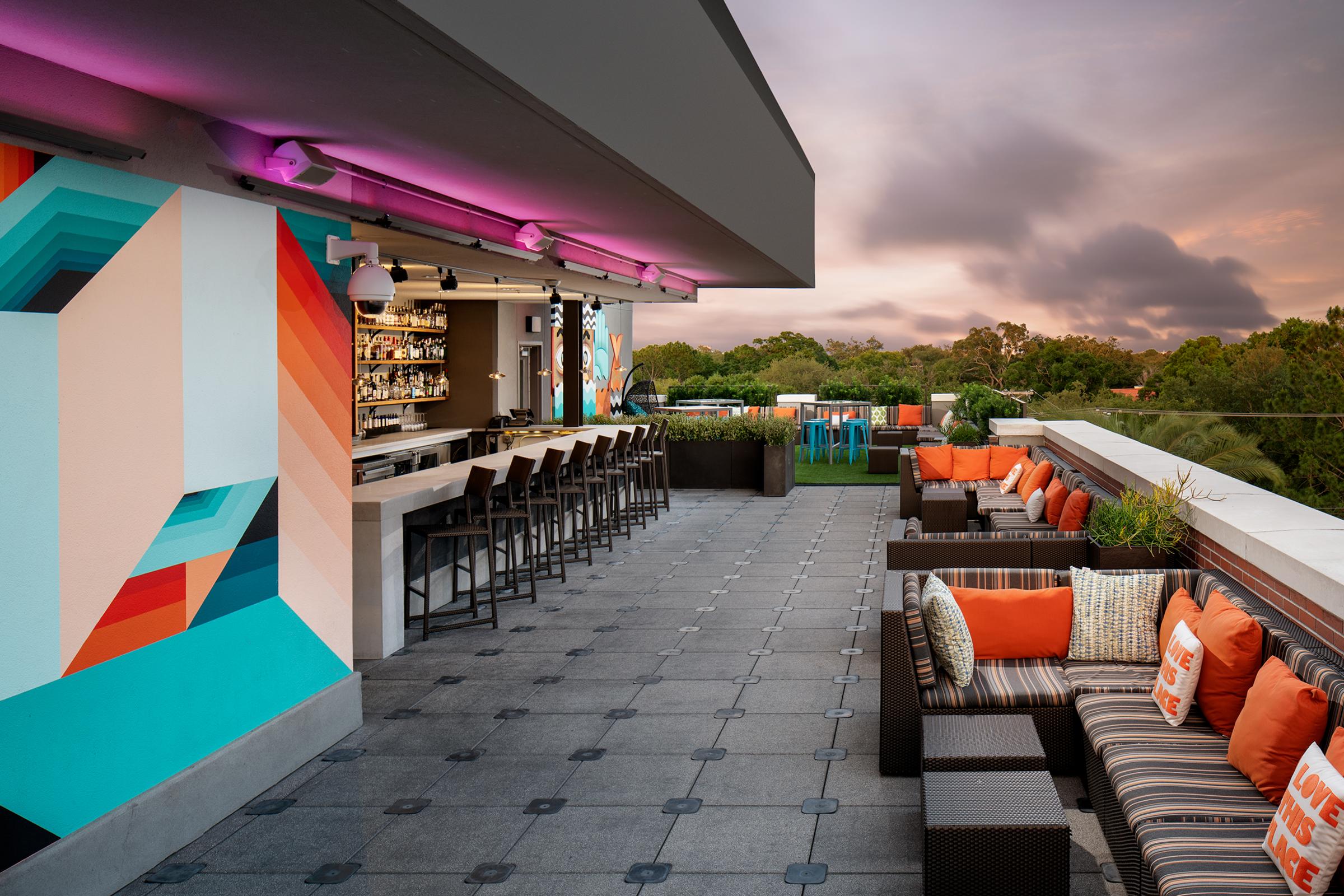 EDGE Rooftop Cocktail Lounge
