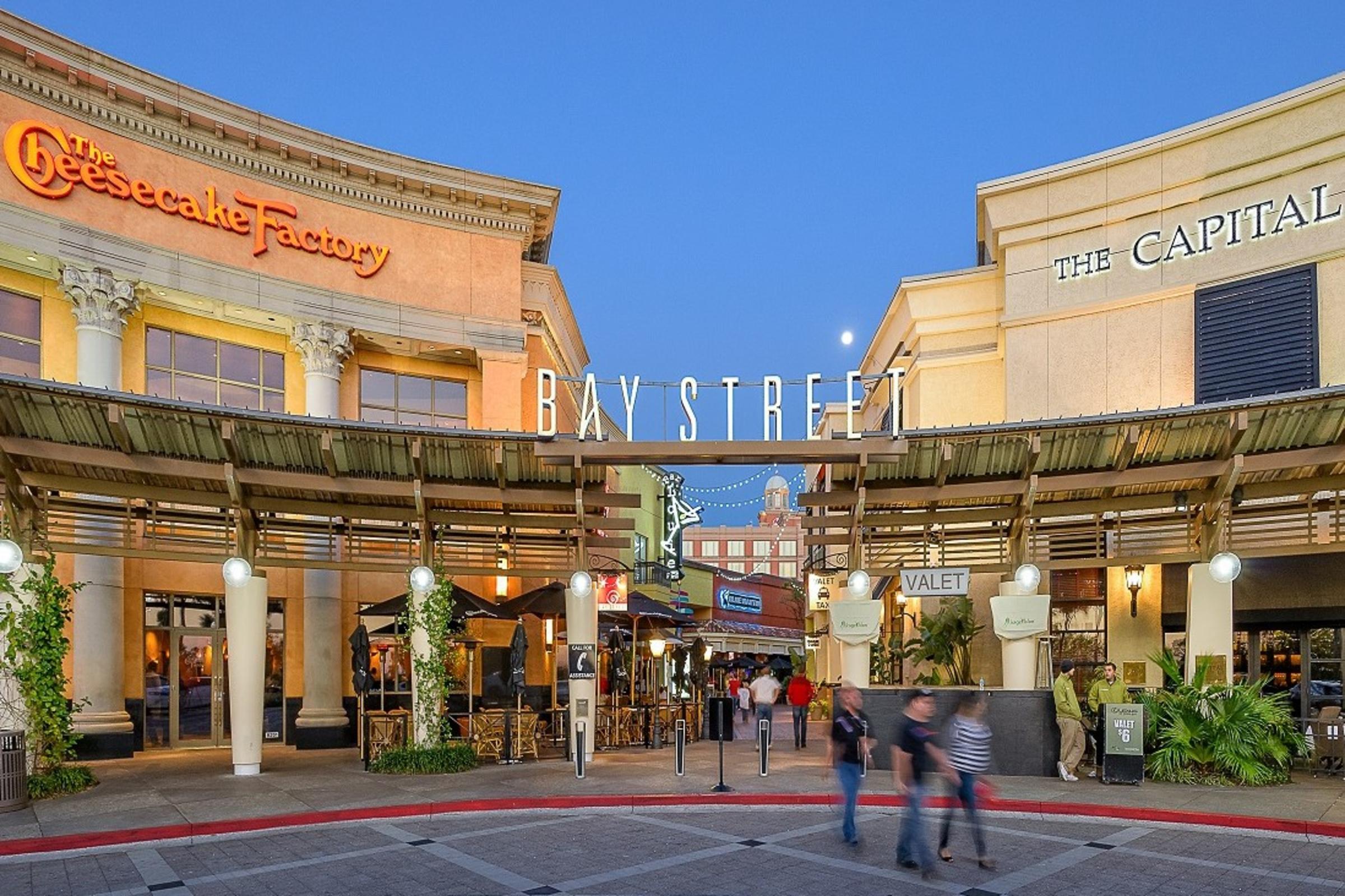International Plaza and Bay Street