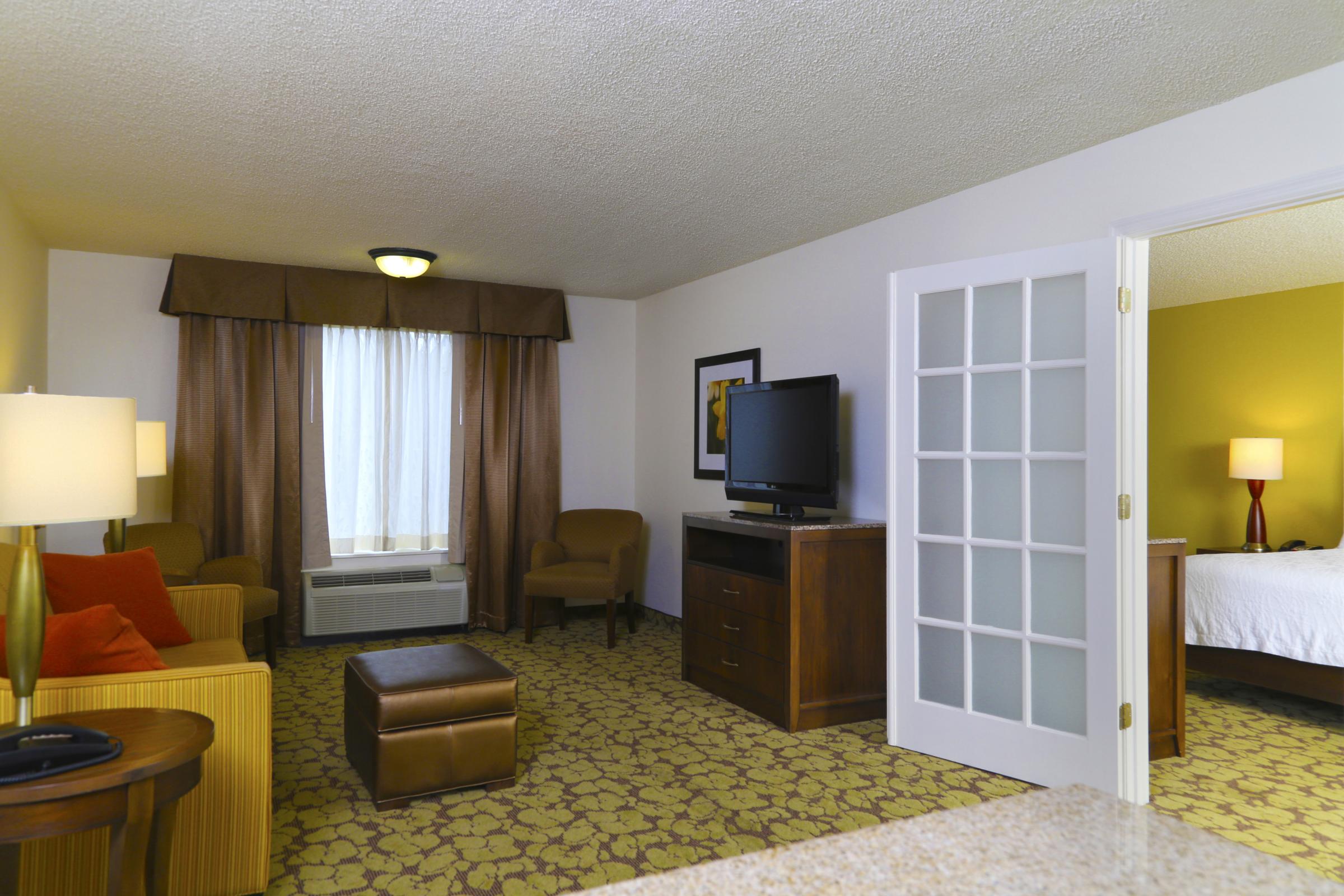 King Governor Suite