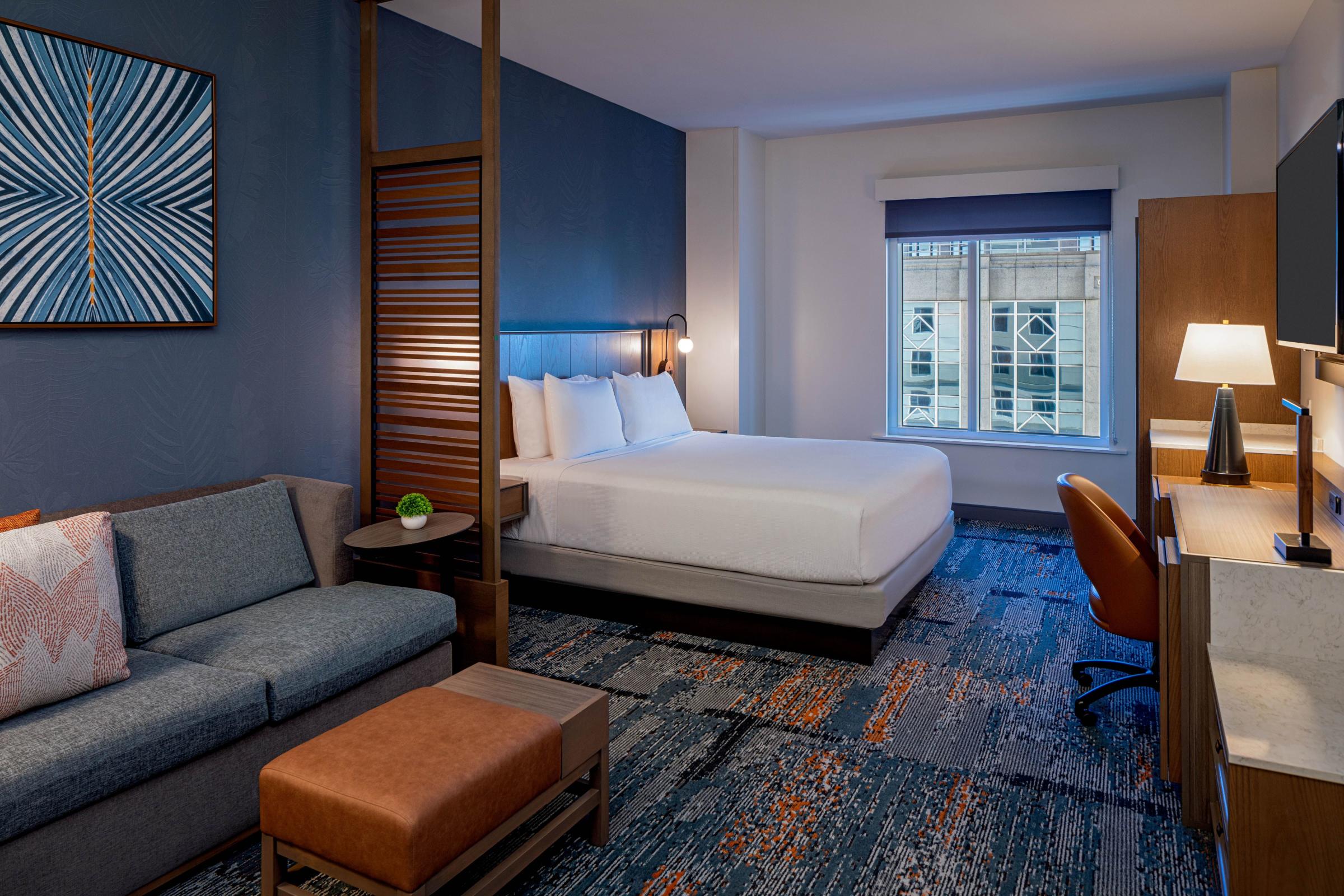 Hyatt Place Guestroom