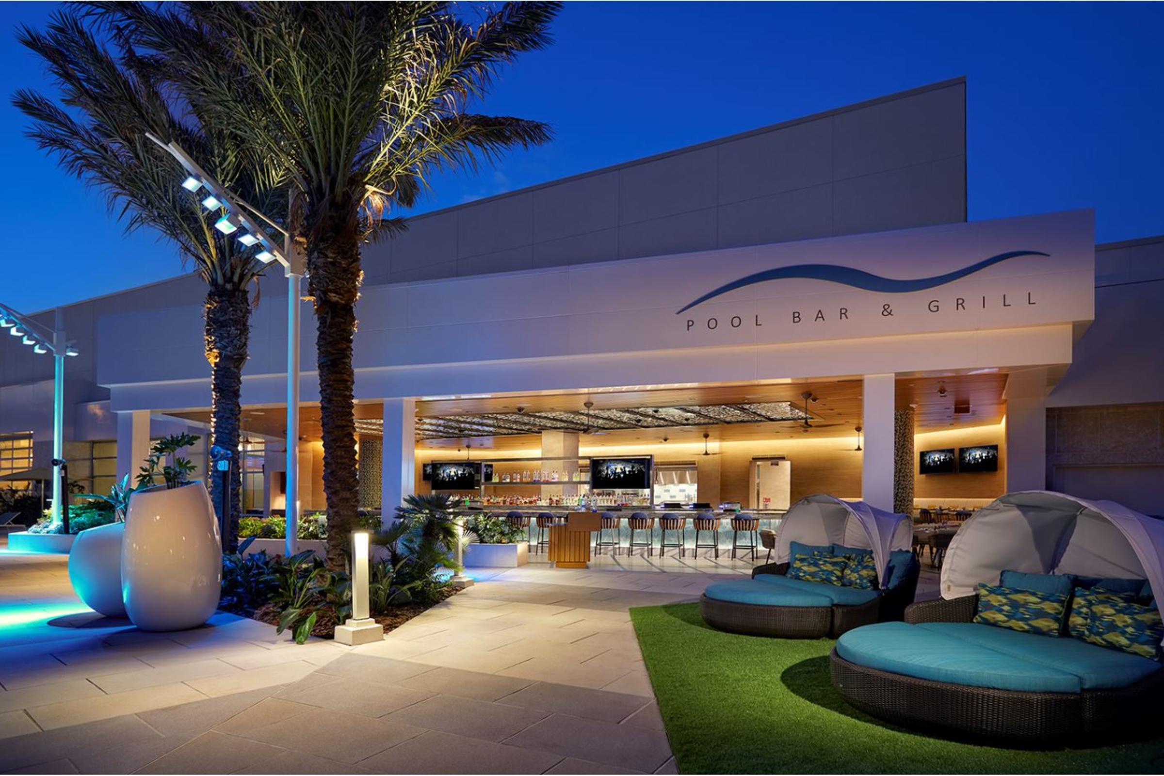 Pool Bar & Gril, The Pool Deck