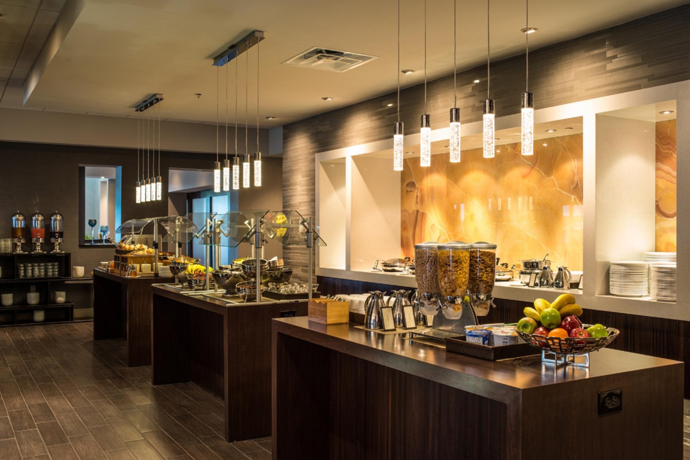 Hilton Tampa Downtown Hotel Dining Breakfast
