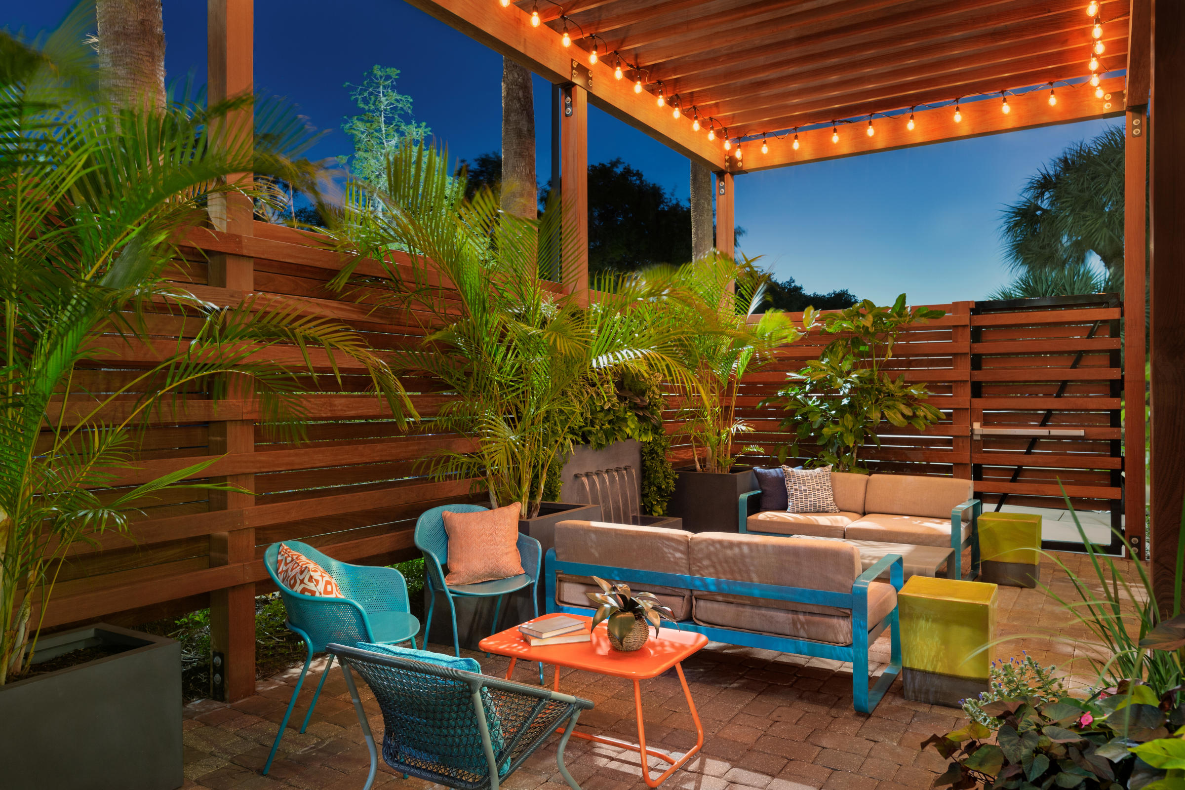Lobby Terrace