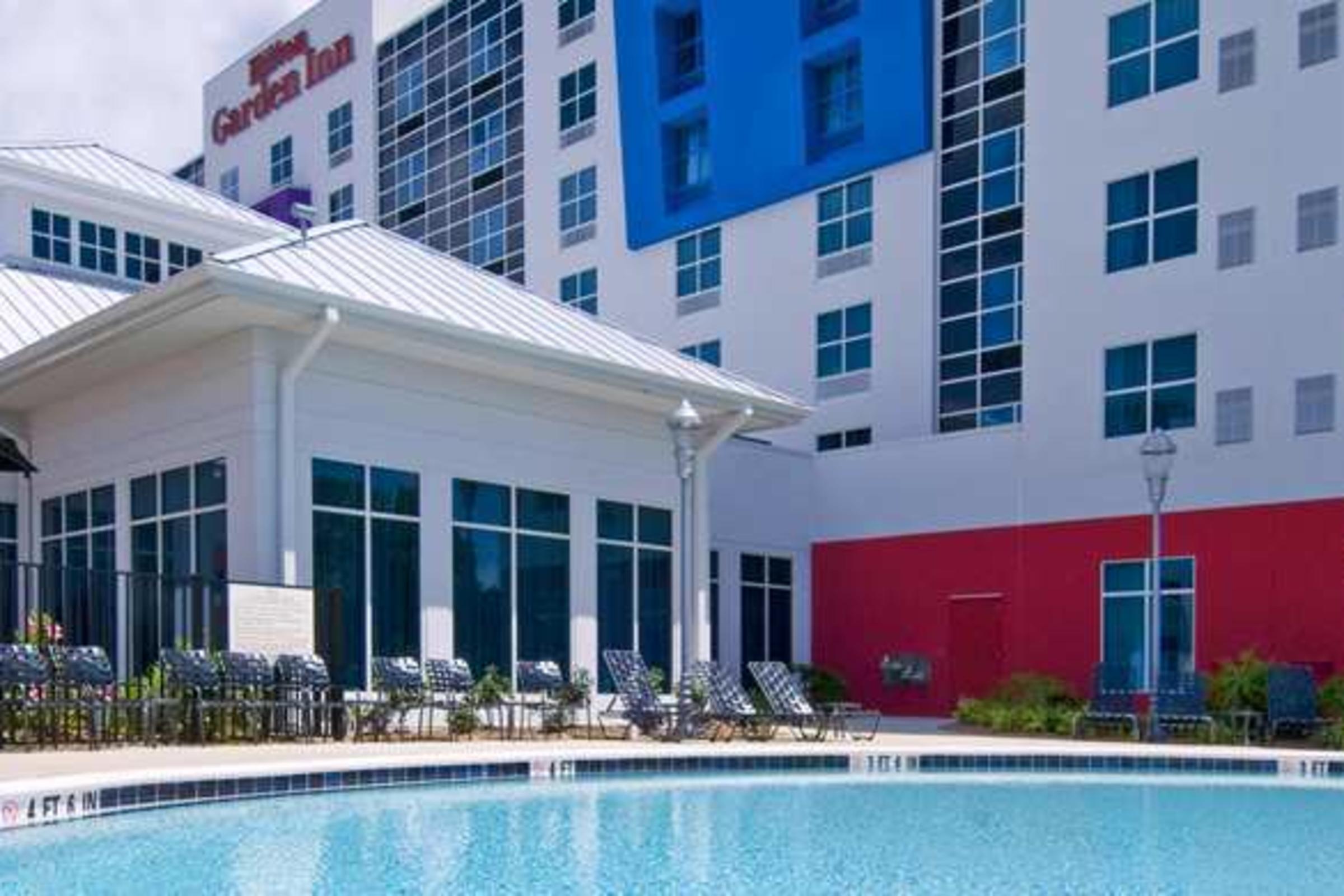 Hotel by Tampa Airport Hilton Garden Inn Westshore Pool.jpg