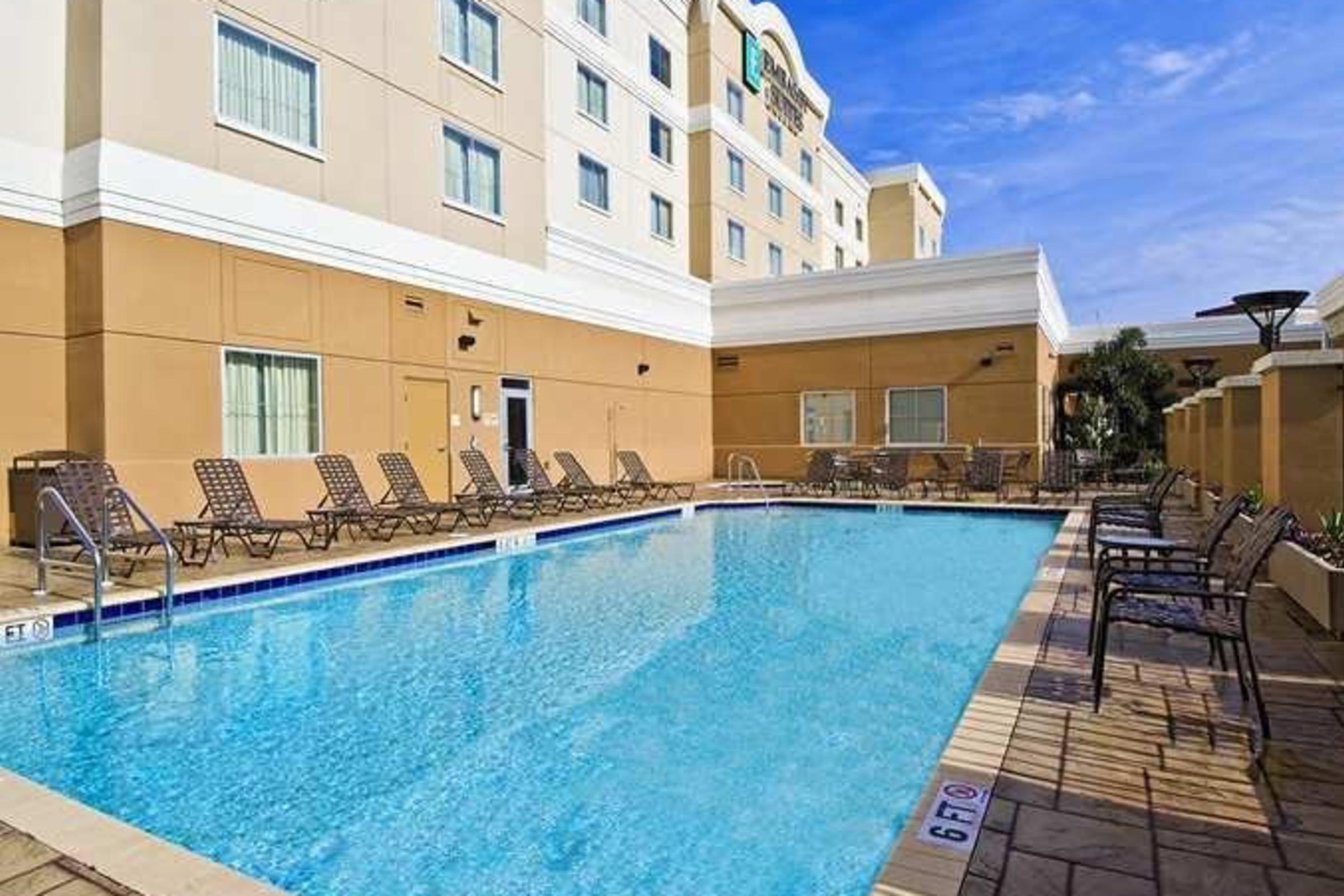 Hotels Tampa Brandon Embassy Suites Pool.jpg