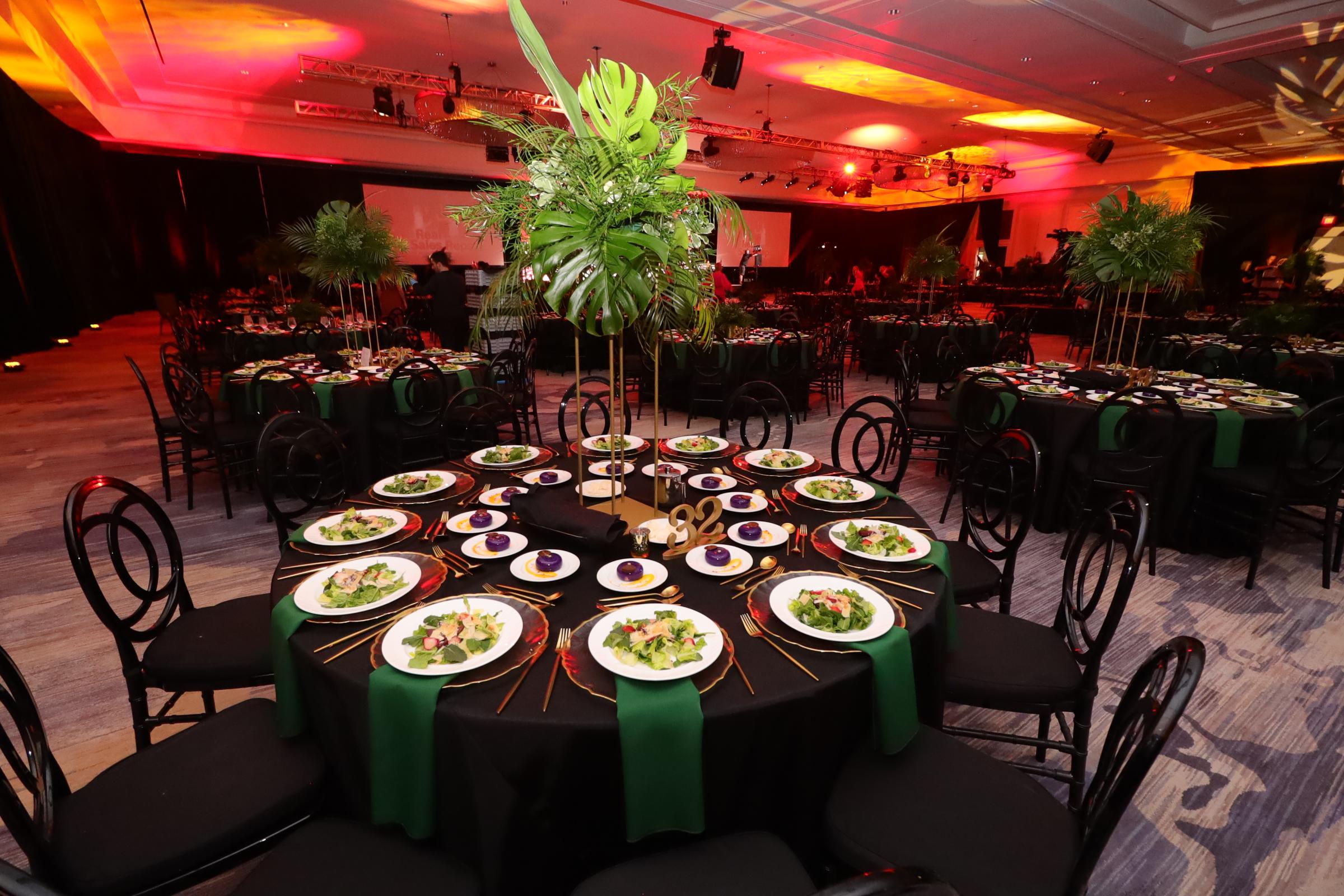 Dining Set with Lighting