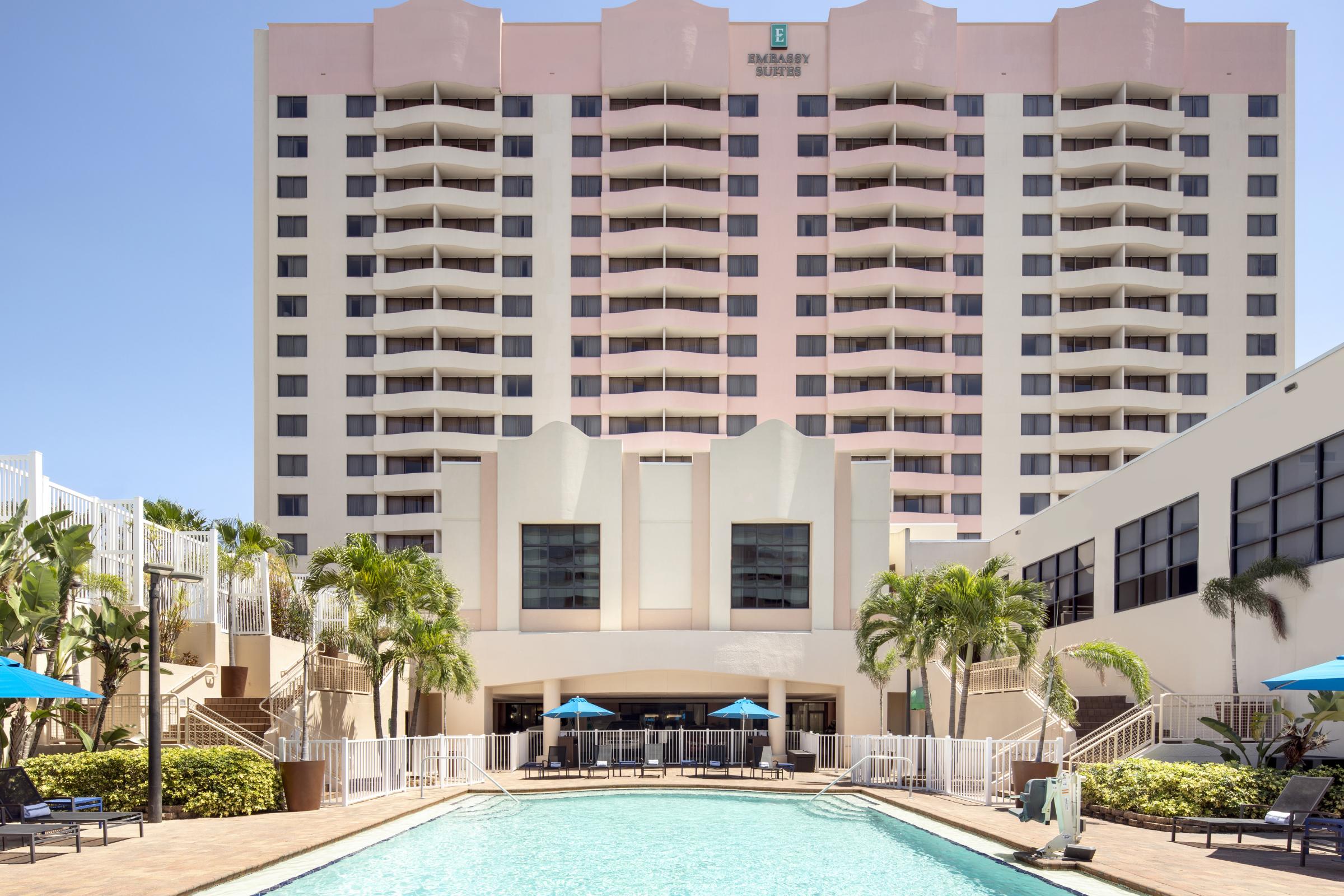 Exterior Pool