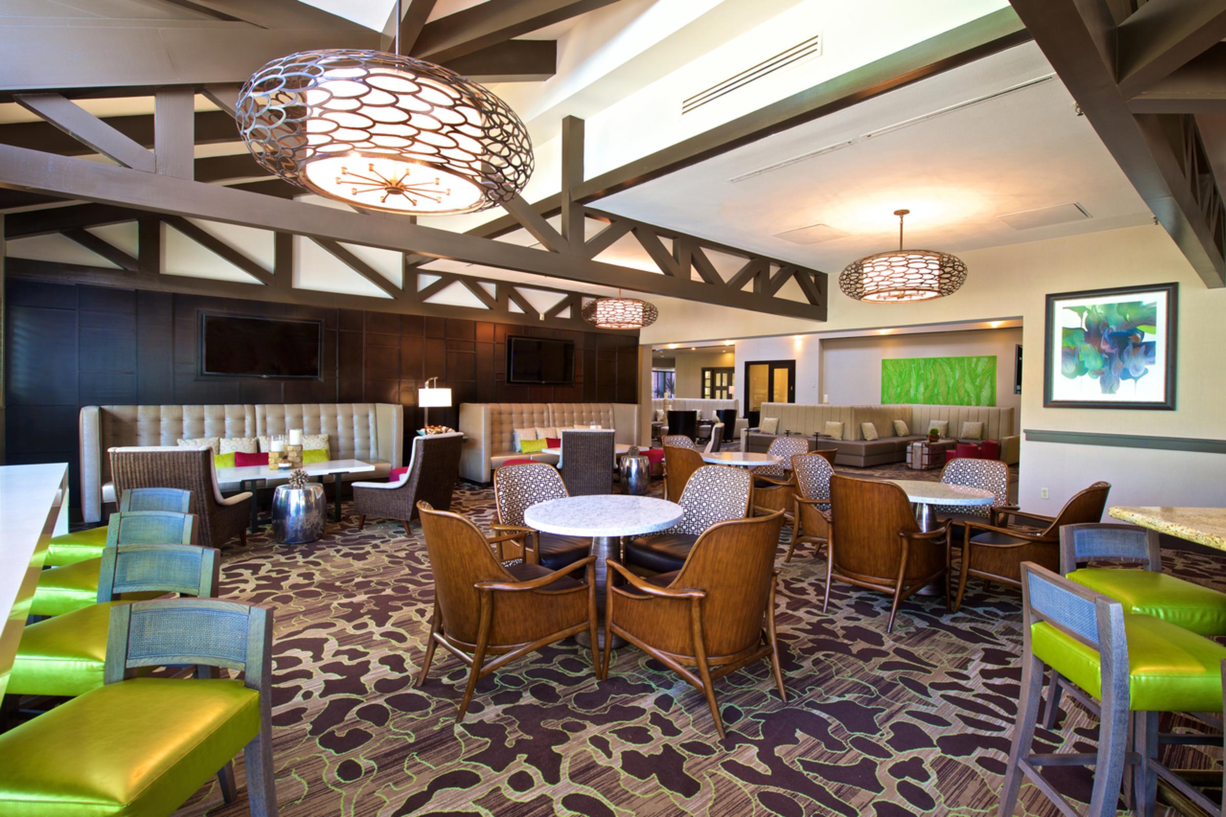 Bay Breeze Lounge