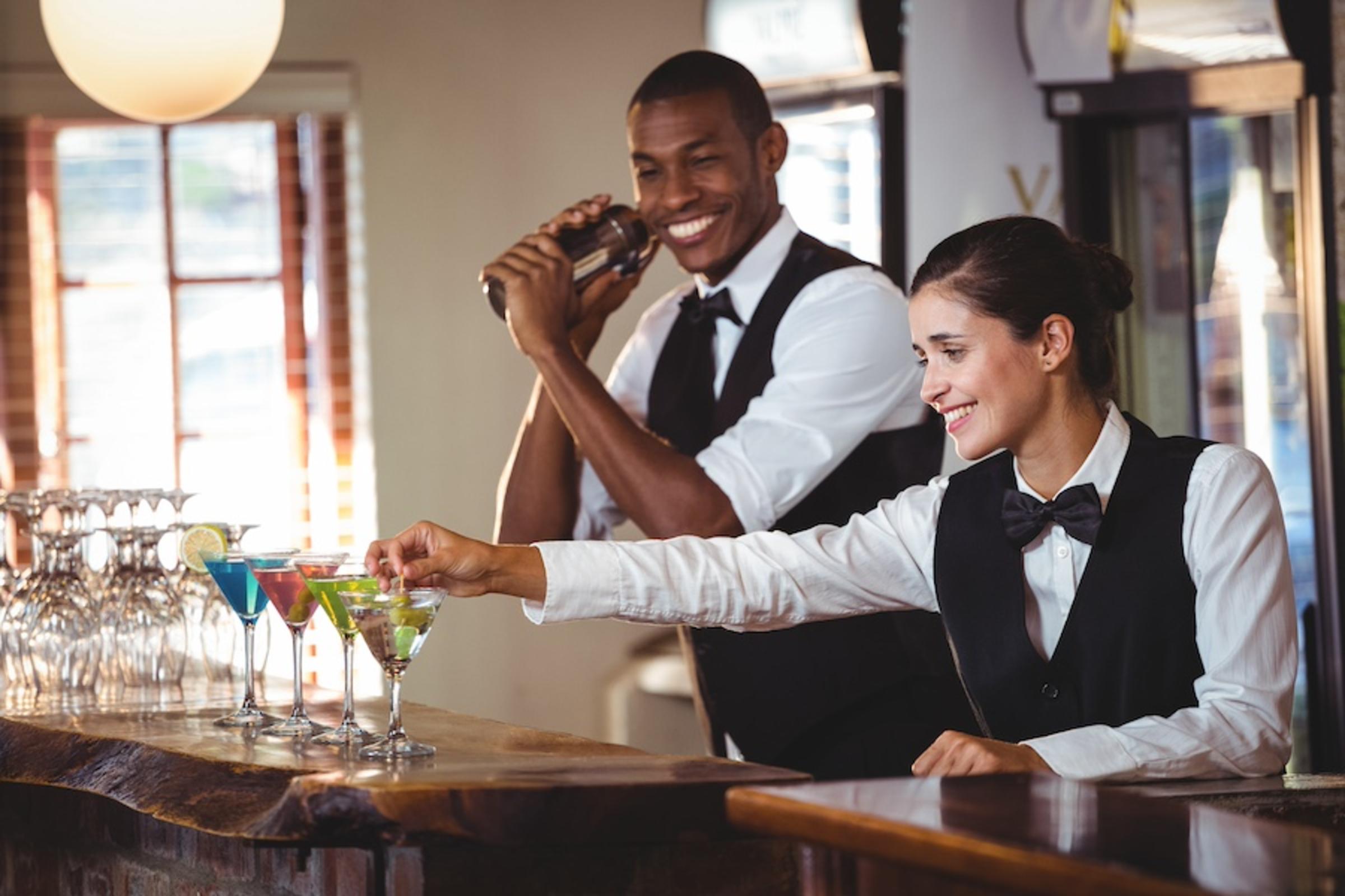 Shaker Bar