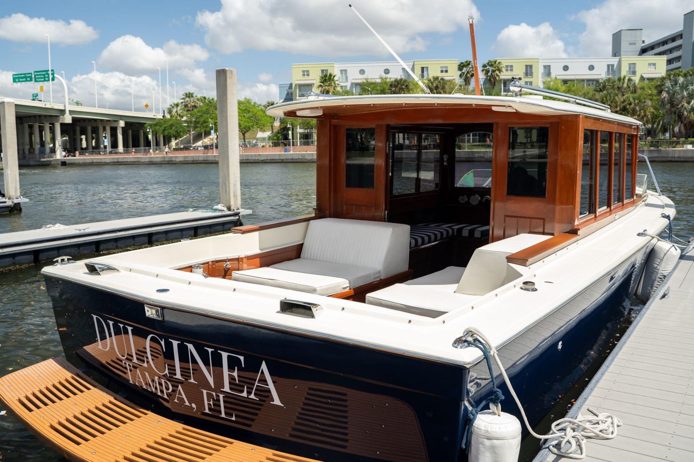 Tampa Water Limo 5