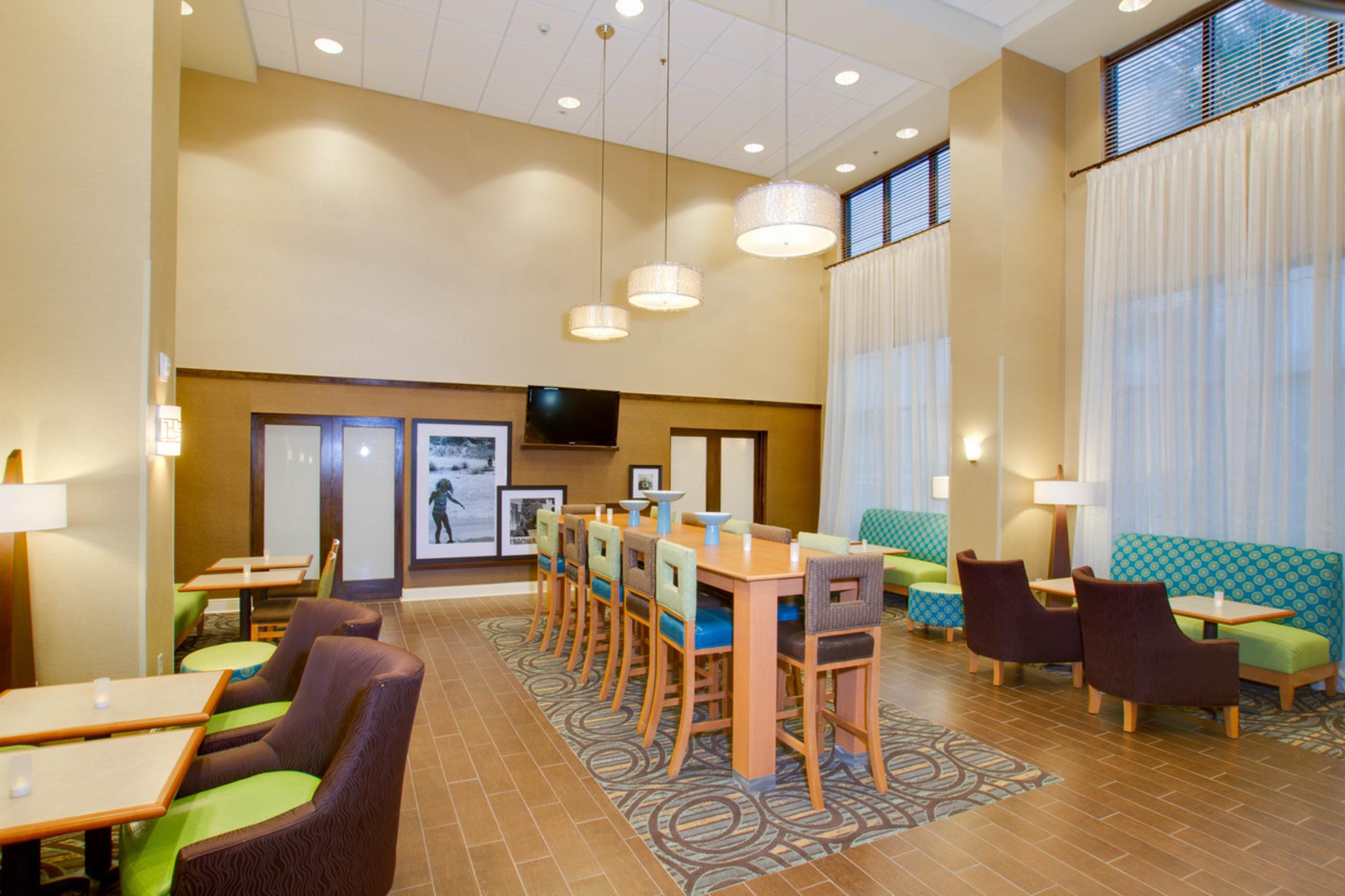 Community Area and Lounge