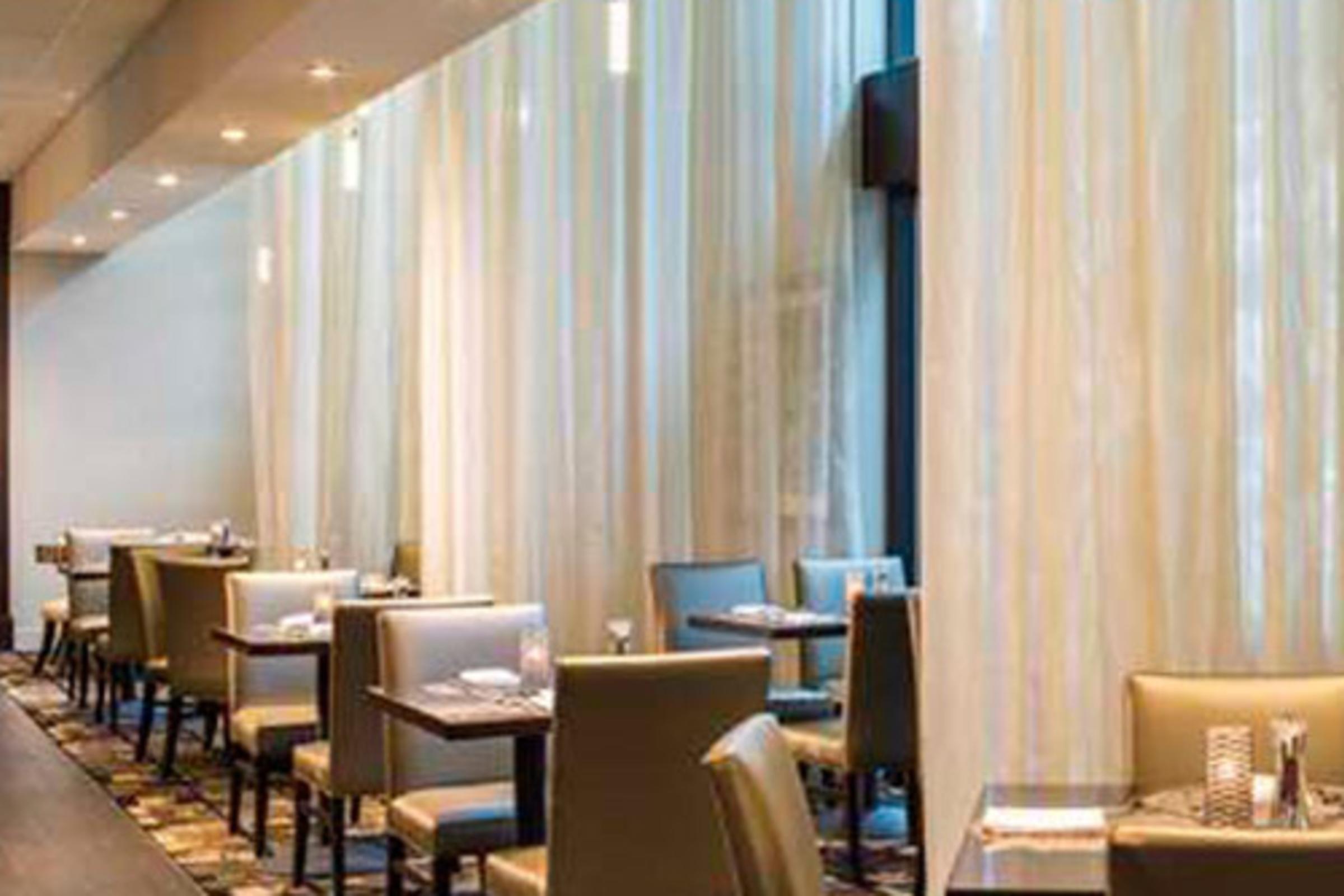 211 Restaurant