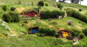 Hobbiton houses in New Zealand