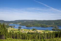 Utsikt over Øvre Øydnevatn, Byremo i Lyngdal