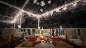 Cowfish Waterfront Igloo Dining Experience