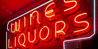 Drinks-neon-sign