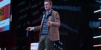 Galen Weston Jr speaking at Shoppers Drugmart conference