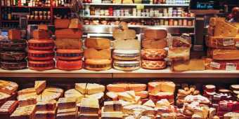 cheese-boutique-st-lawrence-market-1536x1024