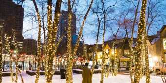 holiday-shopping-yorkville-lights-1536x1024