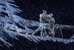 Frozen Credit Dee Van Meer