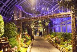 NYBG Holiday Train Show photo Christopher Postlewaite NYC & Company