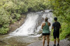 Best waterfall hikes smoky mountains clearance