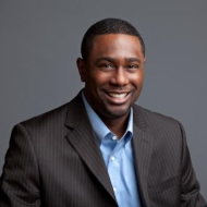 Lester Robinson Headshot