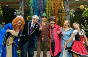Frog & Peach Theatre Company