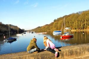 STAF - Featured Items - Countryside Rudyard Lake kids Dam head-1x1