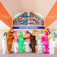Castaway Bay mascots