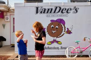 VanDees