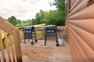 New grilling deck at Pine Lodge