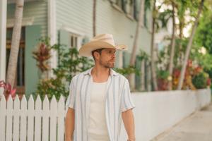 Dustin Lynch