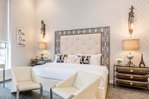 Paris Room 300 x 200