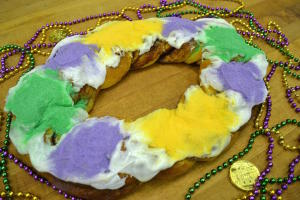 Randazzo's Camellia City King Cake