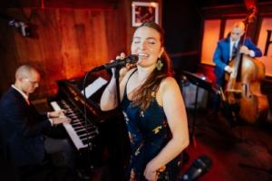 Chelsea Reed performing