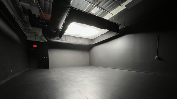 Suite Pea Studio stage view