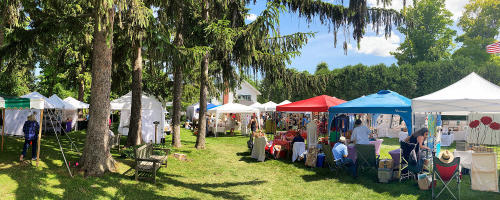 Old Art Building Artists Market
