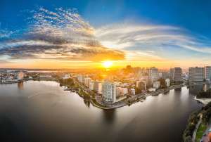 Sunny day over Oakland California downtown
