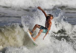 Teenage-Surfing